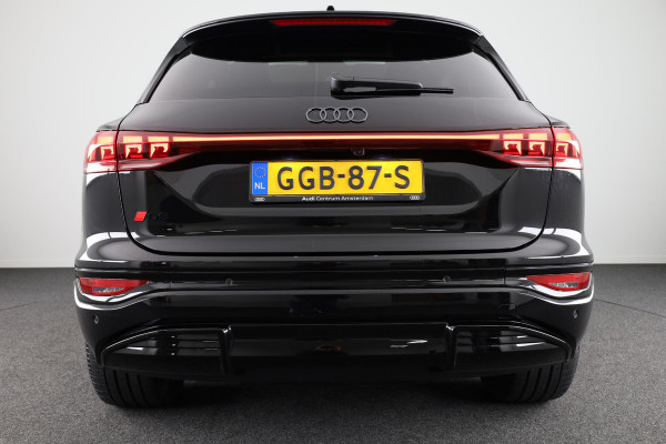 Audi Q6 e-tron First edition Plus 100 kWh 388pk | Panoramadak | B&O Soundsystem |  MMI bijrijdersscherm | inch lichtmetalen velgen |