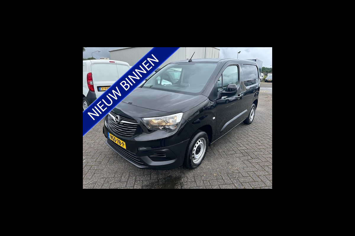 Opel Combo 1.5D L1H1 Edition AIRCO I NAVIGATIE I MULTIMEDIA I PDC ACHTER I 1e EIGENAAR I COMPLETE ONDERHOUDSHISTORIE