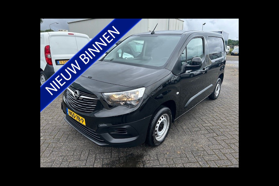 Opel Combo 1.5D L1H1 Edition AIRCO I NAVIGATIE I MULTIMEDIA I PDC ACHTER I 1e EIGENAAR I COMPLETE ONDERHOUDSHISTORIE