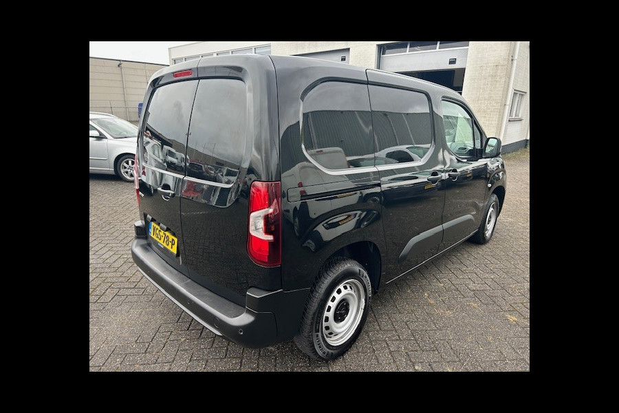 Opel Combo 1.5D L1H1 Edition AIRCO I NAVIGATIE I MULTIMEDIA I PDC ACHTER I 1e EIGENAAR I COMPLETE ONDERHOUDSHISTORIE