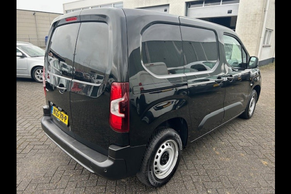 Opel Combo 1.5D L1H1 Edition AIRCO I NAVIGATIE I MULTIMEDIA I PDC ACHTER I 1e EIGENAAR I COMPLETE ONDERHOUDSHISTORIE