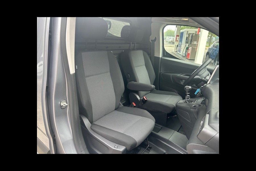 Toyota PROACE CITY 1.5 D-4D Live Long AIRCO I APPLE CAR PLAY I NIEUW! I PDC I MULTIFUNCTIONEEL STUURWIEL I CRUISE CONTROL