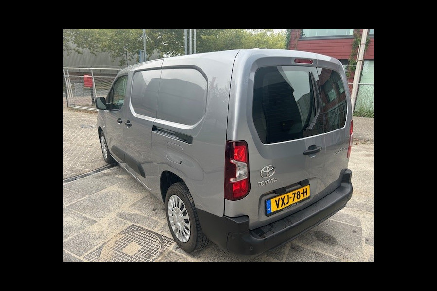 Toyota PROACE CITY 1.5 D-4D Live Long AIRCO I APPLE CAR PLAY I NIEUW! I PDC I MULTIFUNCTIONEEL STUURWIEL I CRUISE CONTROL