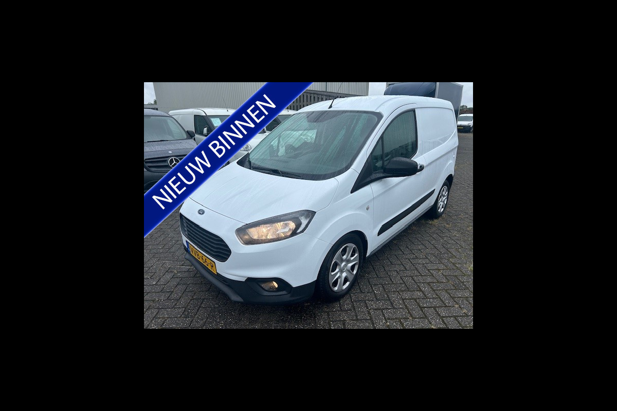 Ford Transit Courier 1.5 TDCI Ambiente Start&Stop AIRCO I APPLE CARPLAY I NAVIGATIE I COMPLETE ONDERHOUDSHISTORIE