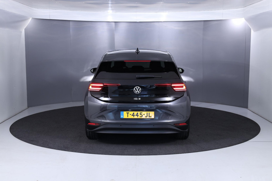 Volkswagen ID.3 Pro Edition 58 kWh 204 pk | Navigatie | Achteruitrijcamera | Parkeersensoren (Park assist) | Adaptieve cruise control | Stoelverwarming |