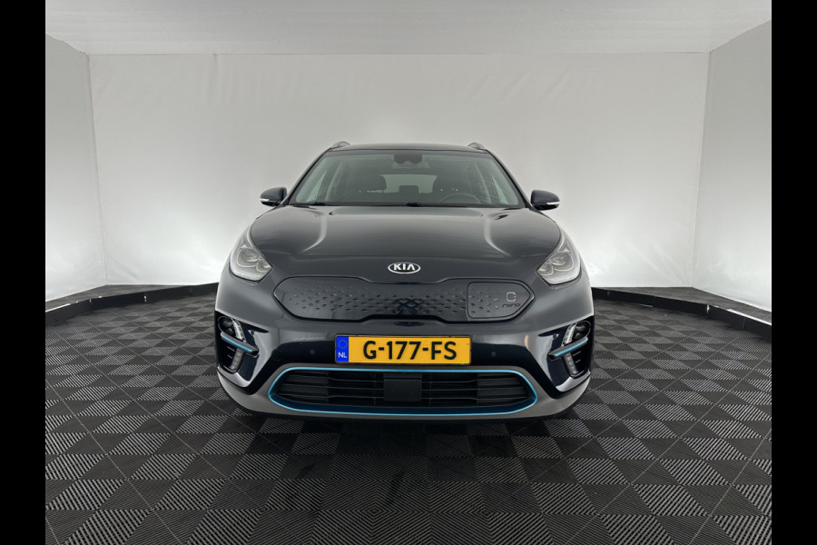 Kia e-Niro ExecutiveLine 64 kWh (INCL-BTW) Aut. *FULL-LEATHER | JBL-AUDIO | FULL-LED | NAVI-FULLMAP | DAB | ADAPT.CRUISE | CAMERA | MEMORY-PACK | LANE-ASSIST | KEYLESS | DIGI-COCKPIT | SHIFT-PADDLES | COMFORT-SEATS | 17"ALU