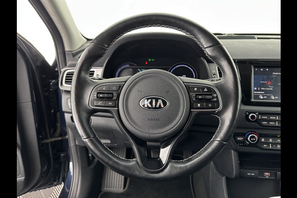 Kia e-Niro ExecutiveLine 64 kWh (INCL-BTW) Aut. *FULL-LEATHER | JBL-AUDIO | FULL-LED | NAVI-FULLMAP | DAB | ADAPT.CRUISE | CAMERA | MEMORY-PACK | LANE-ASSIST | KEYLESS | DIGI-COCKPIT | SHIFT-PADDLES | COMFORT-SEATS | 17"ALU