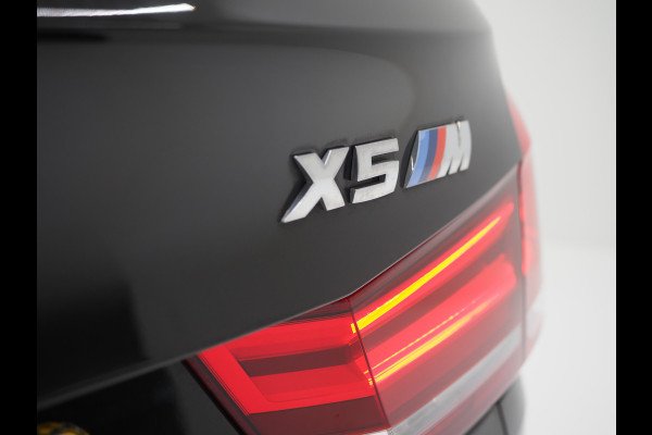 BMW X5 M 4.4 V8 576PK Black Fire Edition | Limited 1/500 | Akrapovic | Panoramadak | B&O | Luchtvering | Head Up | Keyless | Trekhaak| Camera