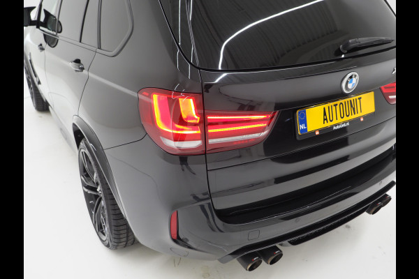 BMW X5 M 4.4 V8 576PK Black Fire Edition | Limited 1/500 | Akrapovic | Panoramadak | B&O | Luchtvering | Head Up | Keyless | Trekhaak| Camera