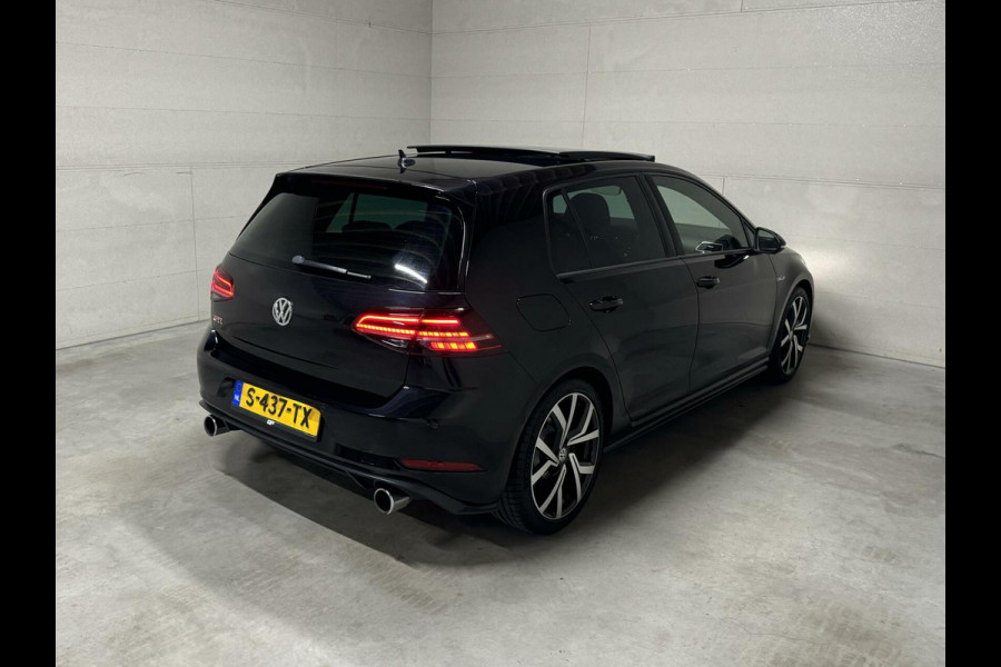 Volkswagen Golf 2.0 TSI GTI Performance Pano Virtual Carplay