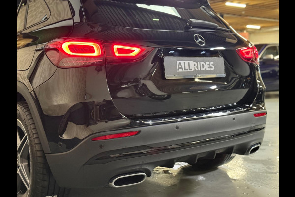 Mercedes-Benz GLA 180 AMG Night| Pano | Sfeerverlichting | DAB | Camera | Stoeverwarming