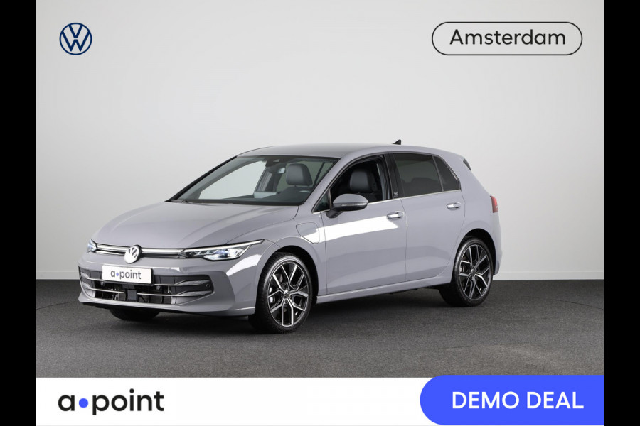 Volkswagen Golf 1.5 eHybrid 50 Edition 204PK PHEV| Automaat (DSG) | Navigatie | Camera | Stoelverwarming | 18 Inch