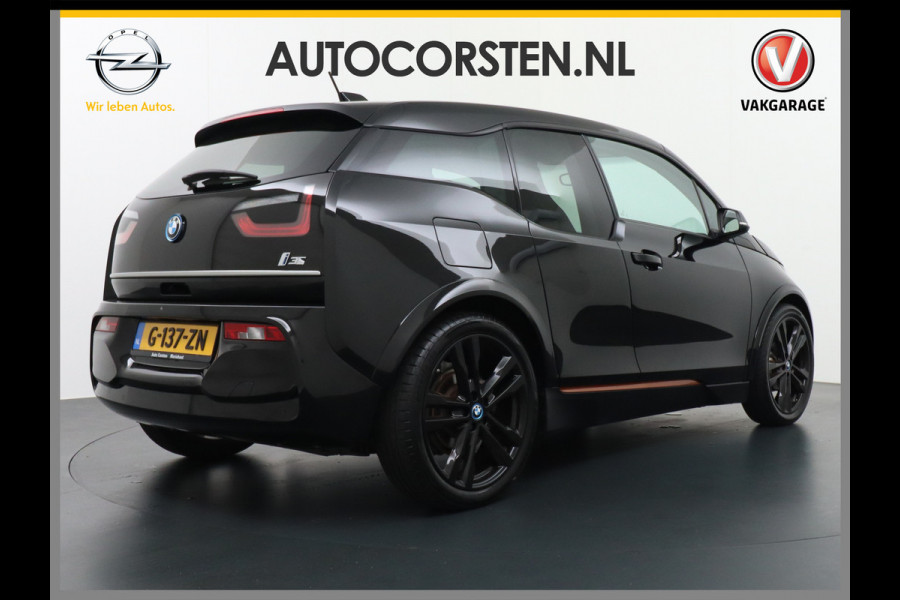 BMW i3 S 120Ah 42kWh Road-Style Edition Navi Ecc Warmtepomp Camera Leder Keyless DAB Regen-Licht Sensor LMV Bluetooth Comfort Access Verwarmde voorstoelen Connected services