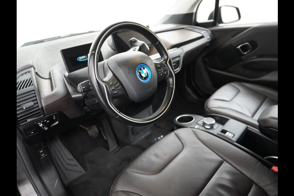 BMW i3 S 120Ah 42kWh Road-Style Edition Navi Ecc Warmtepomp Camera Leder Keyless DAB Regen-Licht Sensor LMV Bluetooth Comfort Access Verwarmde voorstoelen Connected services