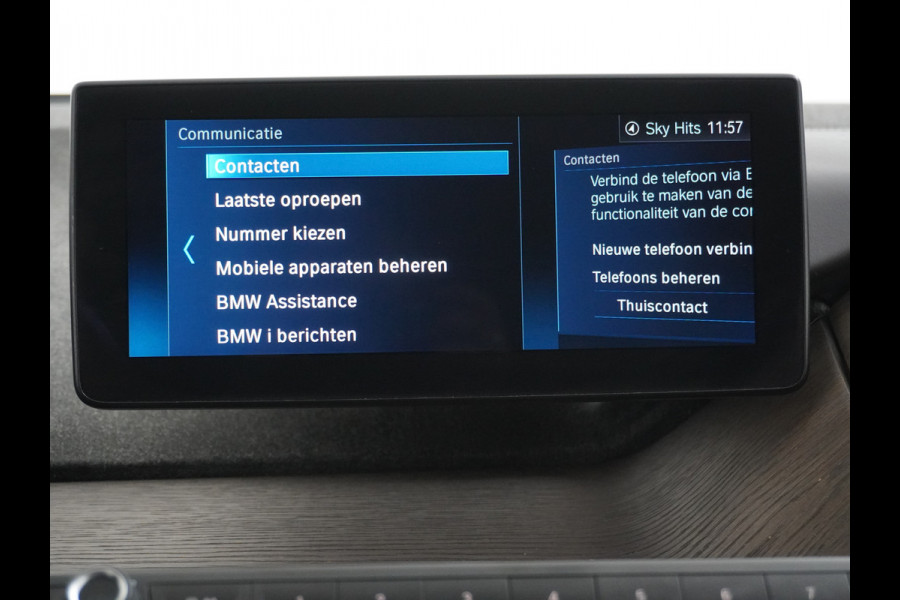 BMW i3 S 120Ah 42kWh Road-Style Edition Navi Ecc Warmtepomp Camera Leder Keyless DAB Regen-Licht Sensor LMV Bluetooth Comfort Access Verwarmde voorstoelen Connected services