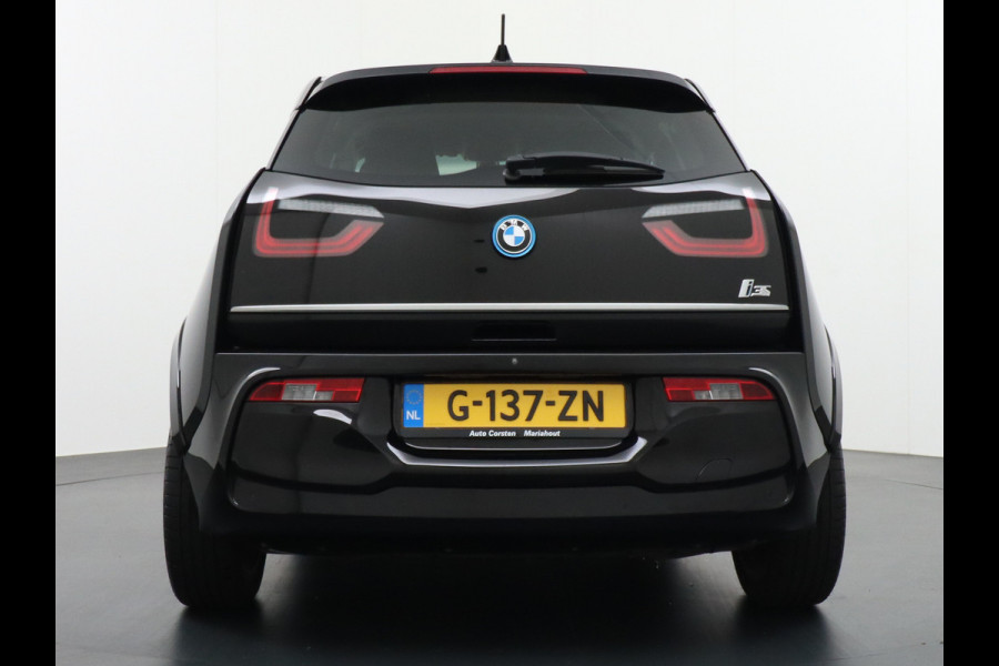 BMW i3 S 120Ah 42kWh Road-Style Edition Navi Ecc Warmtepomp Camera Leder Keyless DAB Regen-Licht Sensor LMV Bluetooth Comfort Access Verwarmde voorstoelen Connected services