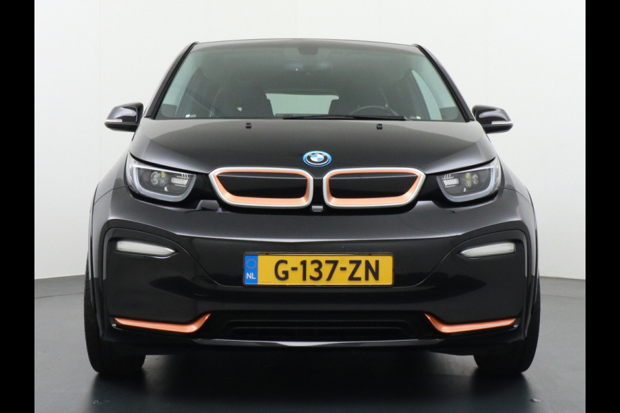 BMW i3 S 120Ah 42kWh Road-Style Edition Navi Ecc Warmtepomp Camera Leder Keyless DAB Regen-Licht Sensor LMV Bluetooth Comfort Access Verwarmde voorstoelen Connected services