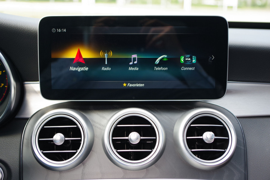 Mercedes-Benz C-Klasse Estate AMG-Line Business Solution, Panoramadak, LED, Camera, Carplay