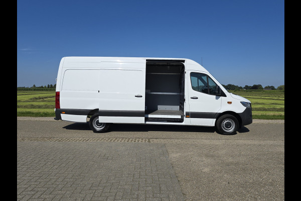 Mercedes-Benz Sprinter 315 CDI L3 H2 RWD - Euro 6 - 150 Pk - Navi - MBUX - ParkeerCamera - StoelVerwarming