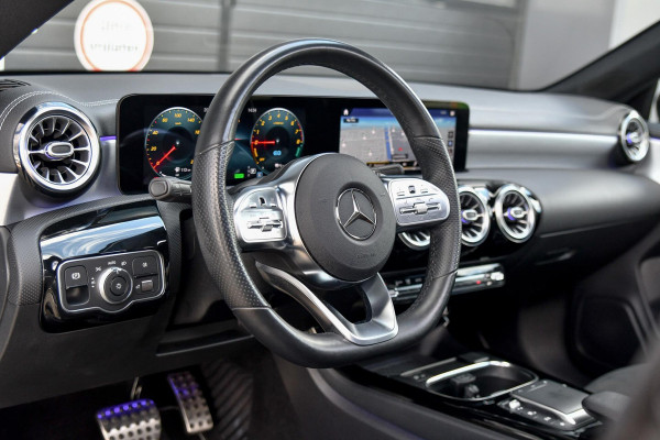 Mercedes-Benz CLA-Klasse 250 e AMG Edition. Pano, Memory, Sfeer, CarPlay, Multibeam!