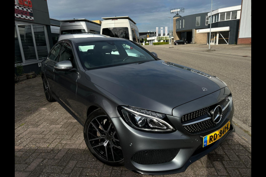 Mercedes-Benz C-Klasse 180 Solution AMG SPORT LEER AUT NAP APPLE CARPLAY LUXE