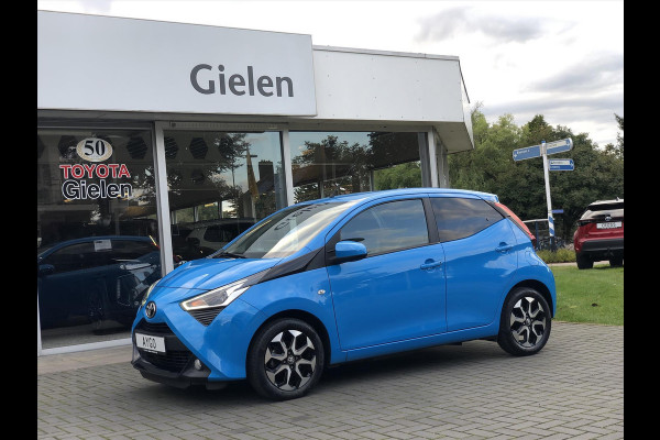 Toyota Aygo 1.0 VVT-i 72pk X-Cite | Lichtmetalen velgen, Privcay Glass, Apple CarPlay/Android Auto, Climate control, Eerste eigenaar