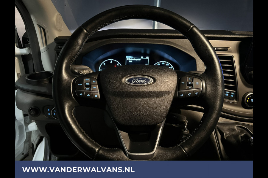 Ford Transit 2.0 TDCI 131pk L3H2 Euro6 Airco | Camera | Navigatie | Apple Carplay Cruisecontrol, LED, Parkeersensoren, Stoelverwarming, Verwarmde voorruit, Bijrijdersbank