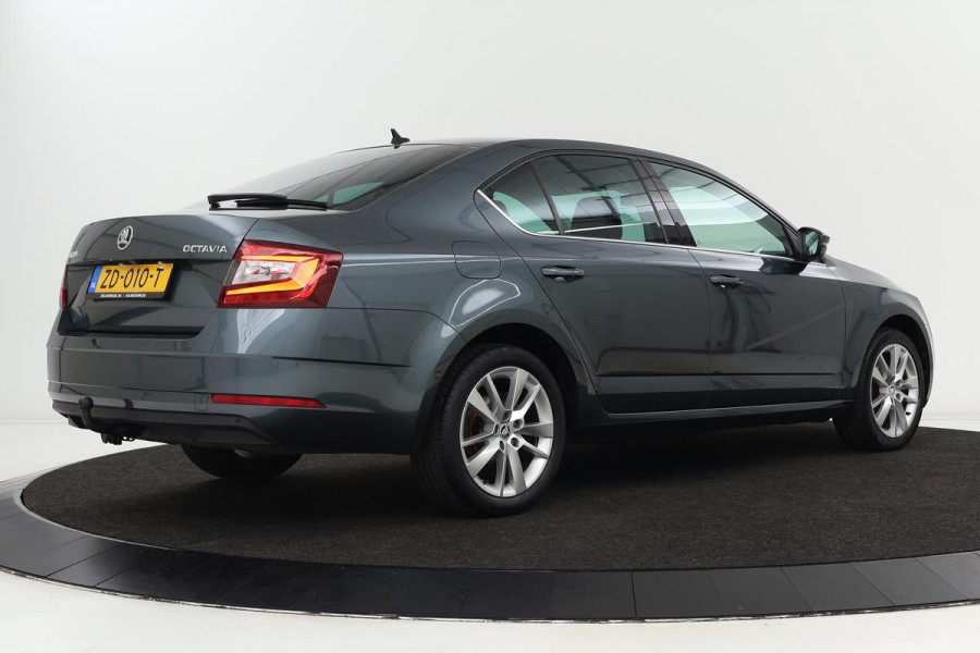 Škoda Octavia 1.0 TSI Style | Adaptive cruise | Trekhaak | Stoelverwarming | Camera | Virtual Cockpit | Full LED | Carplay | Park Assist | Keyless | Canton | Navigatie