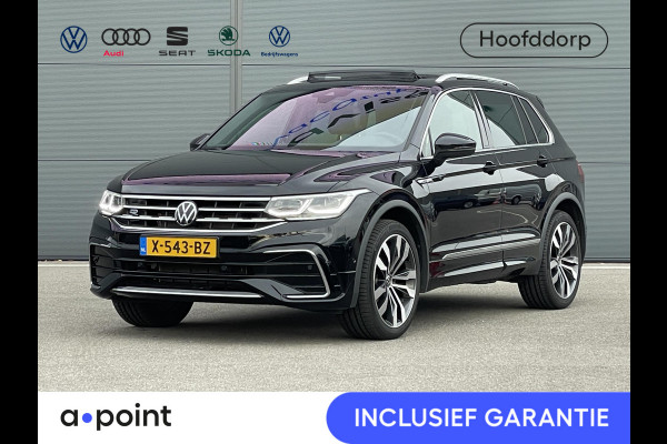 Volkswagen Tiguan 1.5 TSI R-Line Business | Panoramadak | Matrixlampen | Achteruitrijcamera | Zwenkbare Trekhaak | Sfeerverlichting |