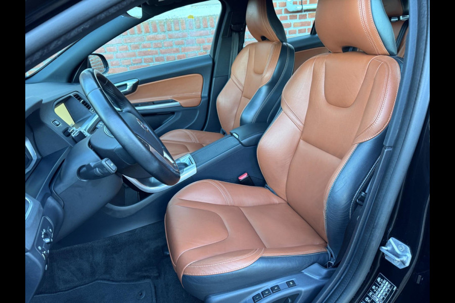 Volvo V60 1.5 T2 Summum LEDEREN BEKLEDING SCHUIFDAK CAMERA NAVI