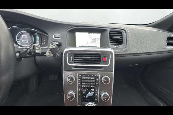 Volvo V60 1.5 T2 Summum LEDEREN BEKLEDING SCHUIFDAK CAMERA NAVI