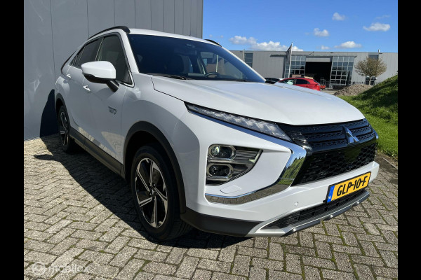 Mitsubishi Eclipse Cross 2.4 PHEV Intense+