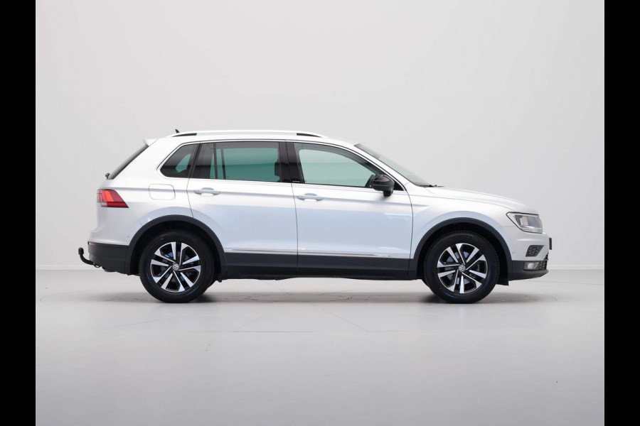 Volkswagen Tiguan 1.5 TSI 130pk Comfortline Navigatie Trekhaak Camera Acc