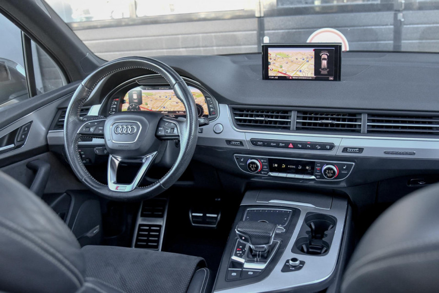 Audi Q7 3.0 TDI quattro 3x S-Line. Pano, Softcl, Luchtv, Matrix, Keyless, Bose, Dodeh, Trekhaak, Camera, Sfeer!