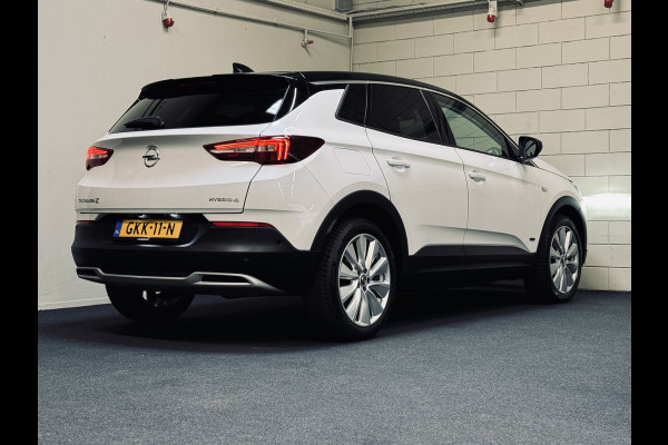 Opel Grandland X 1.6 Turbo Hybrid4 300PK Ultimate | Leder | Stoelkoeling | Camera's