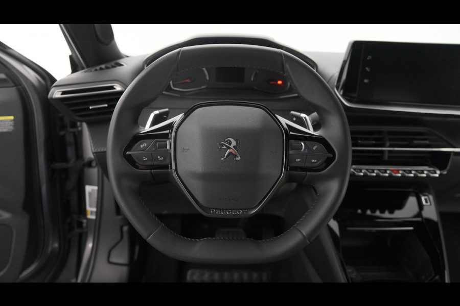 Peugeot 2008 PureTech 130 EAT8 Allure | Navigatie | Parkeersensoren | Apple Carplay | Climate Control