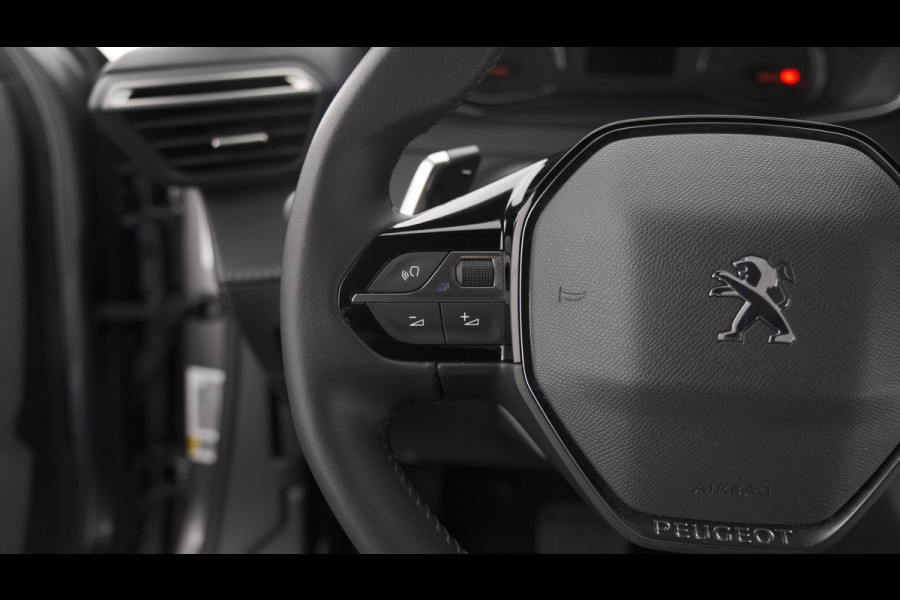 Peugeot 2008 PureTech 130 EAT8 Allure | Navigatie | Parkeersensoren | Apple Carplay | Climate Control