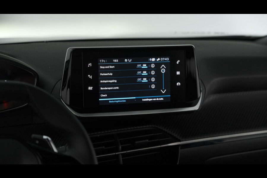 Peugeot 2008 PureTech 130 EAT8 Allure | Navigatie | Parkeersensoren | Apple Carplay | Climate Control