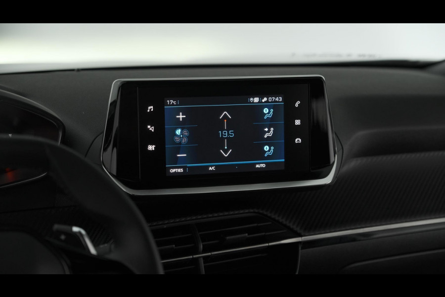 Peugeot 2008 PureTech 130 EAT8 Allure | Navigatie | Parkeersensoren | Apple Carplay | Climate Control