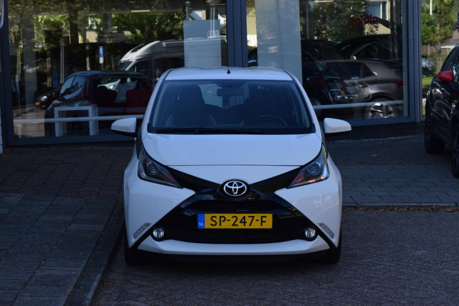 Toyota Aygo 1.0 VVT-i x-nav|Dealeronderhouden|Rijklaar!