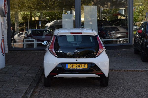 Toyota Aygo 1.0 VVT-i x-nav|Dealeronderhouden|Rijklaar!