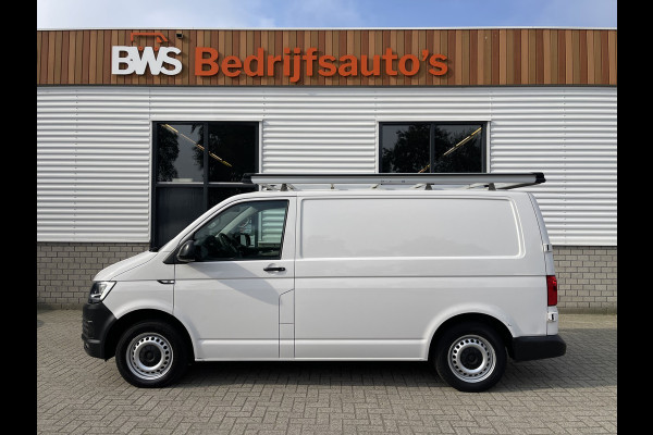 Volkswagen Transporter 2.0 TDI L1H1 Comfortline / vaste prijs rijklaar € 14.950 ex btw / euro 6 diesel / lease vanaf € 274 / airco / cruise / imperial / trekhaak / Bott ingerichte laadruimte !