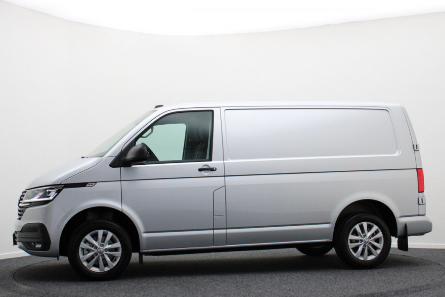 Volkswagen Transporter 2.0 TDI L1H1 Airco, LED, ACC, Camera, Apple Carplay, Bluetooth, Trekhaak, 16''