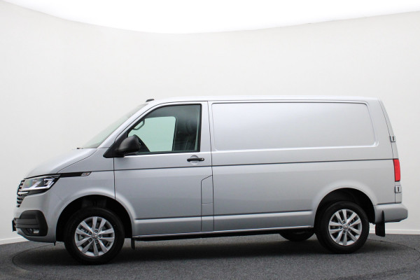 Volkswagen Transporter 2.0 TDI L1H1 Airco, LED, ACC, Camera, Apple Carplay, Bluetooth, Trekhaak, 16''