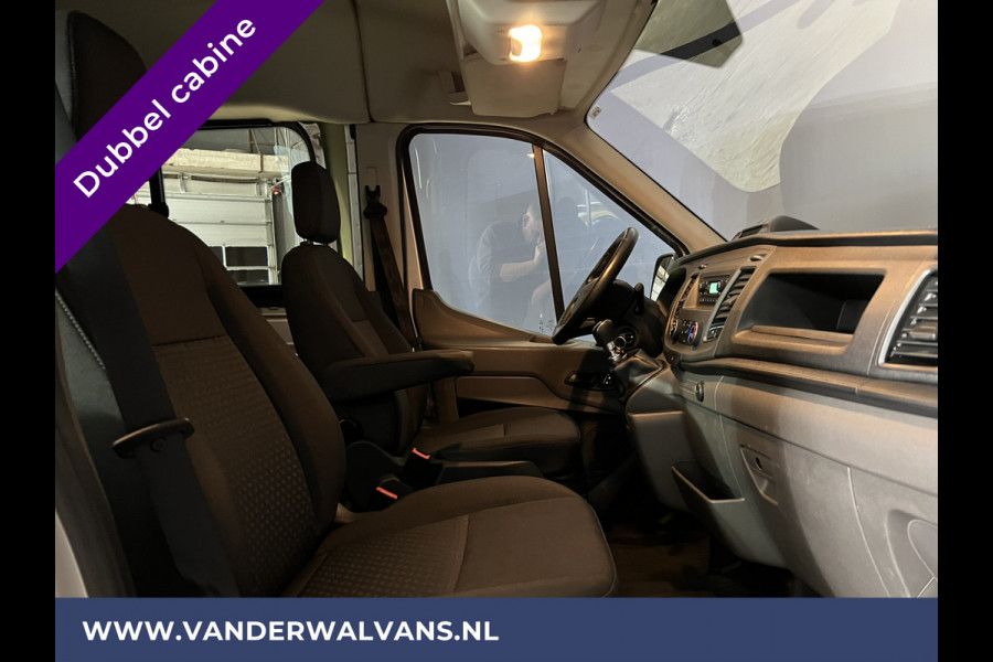 Ford Transit 2.0 TDCI 131pk L3H2 Dubbele cabine Euro6 Airco | 6-Zits | 2500kg Trekhaak | LED | Cruisecontrol Parkeersensoren, Verwarmde voorruit