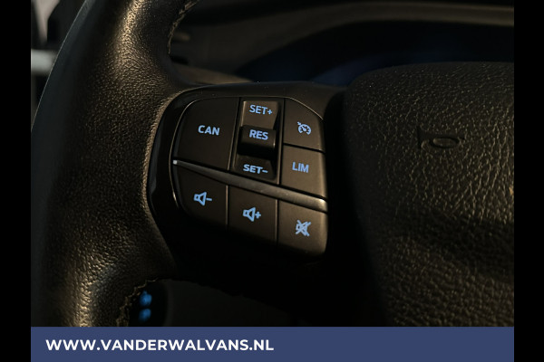 Ford Transit 2.0 TDCI 131pk L3H2 Euro6 Airco | Navigatie | Camera | Cruisecontrol Apple Carplay, Android Auto, Stoelverwarming, verwarmde voorruit, Parkeersensoren, Bijrijdersbank