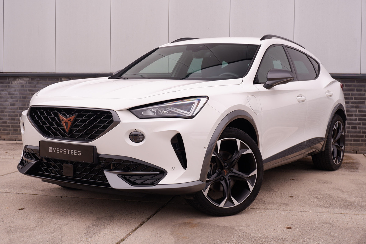 CUPRA Formentor 1.4 e-Hybrid Business PHEV Sfeerverlichting | Virtual | LED | Carplay | Camera | Blind Spot |