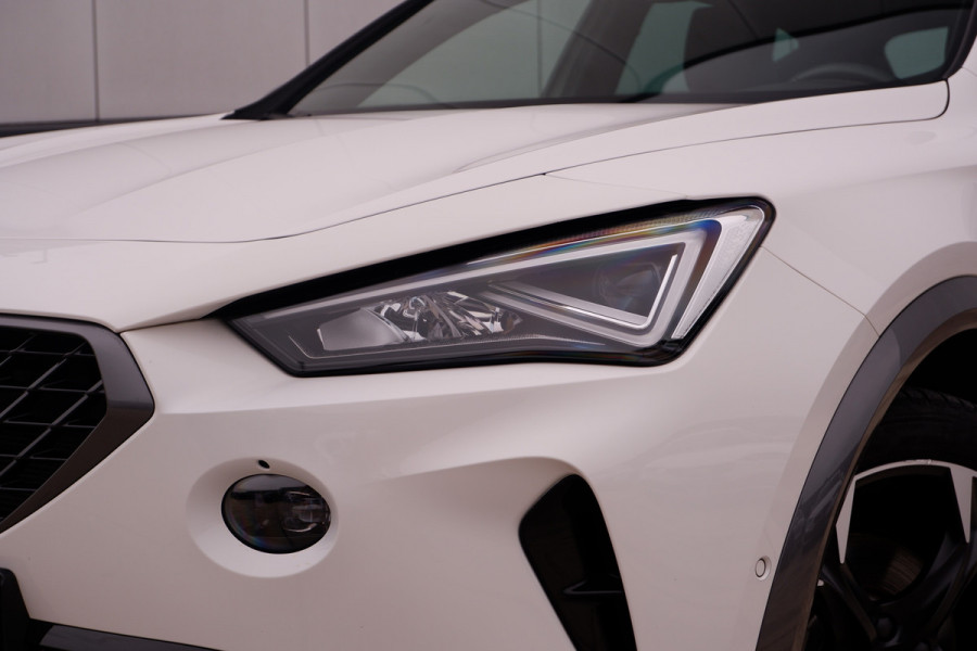 CUPRA Formentor 1.4 e-Hybrid Business PHEV Sfeerverlichting | Virtual | LED | Carplay | Camera | Blind Spot |