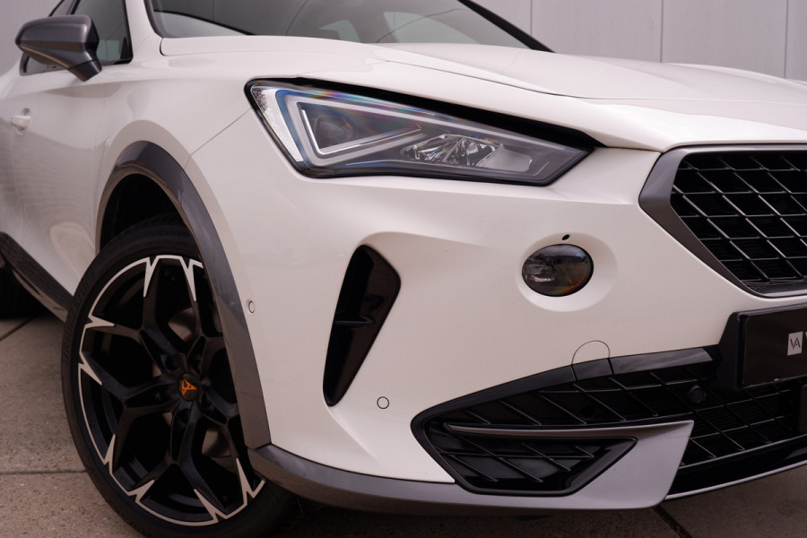 CUPRA Formentor 1.4 e-Hybrid Business PHEV Sfeerverlichting | Virtual | LED | Carplay | Navi | Camera