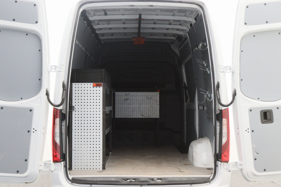 Mercedes-Benz Sprinter 317 1.9 CDI L2H2 Automaat 3-Zits, Leer, Airco, Cruise, Camera, Apple Carplay, LED, Trekhaak, 18''